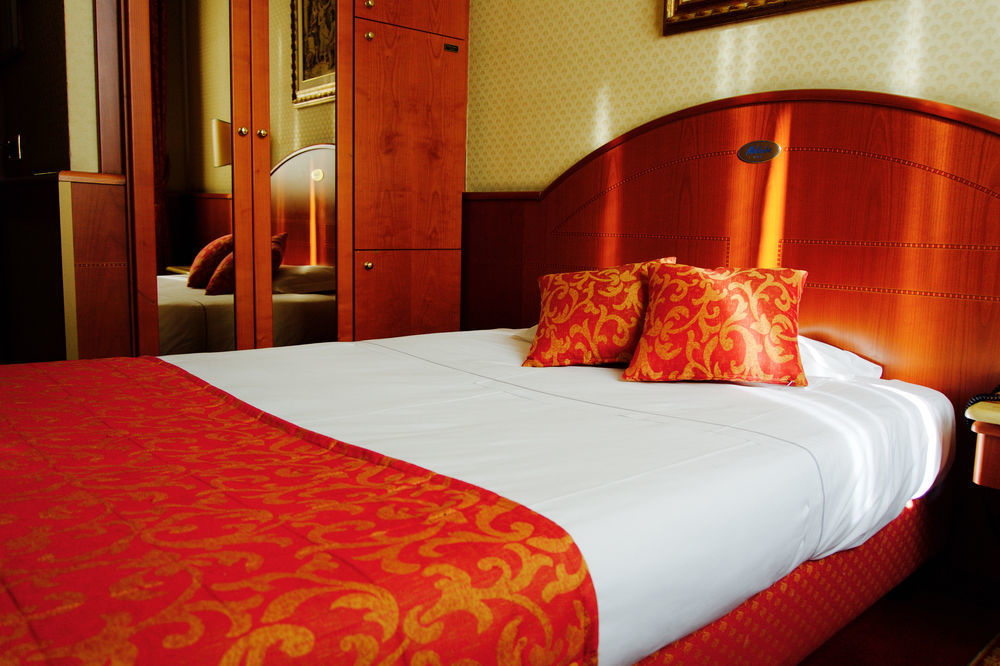Hotel Mokinba Montebianco Milano
